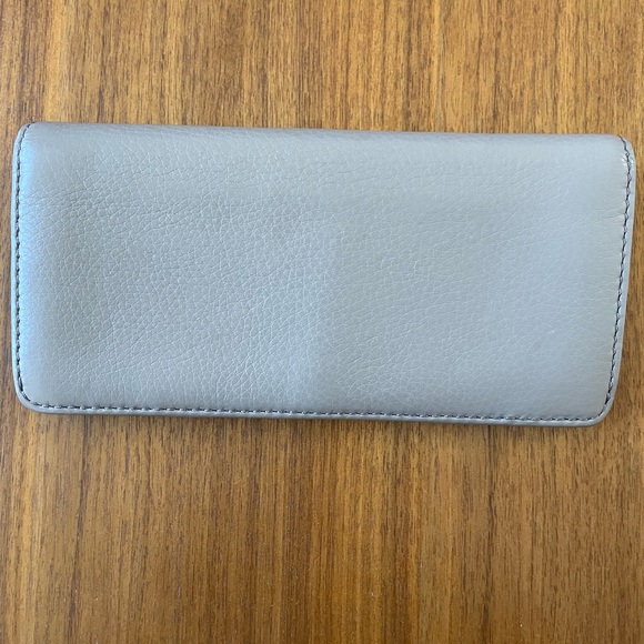 Marc Jacobs Leather Grain Texture Wallet - Picture 3 of 5